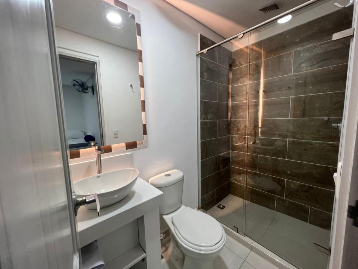 El Oscar Hotel ميديلين المظهر الخارجي الصورة